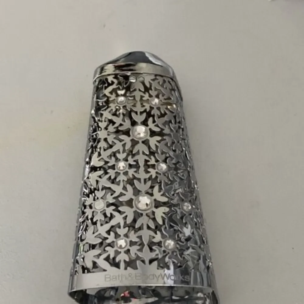 Bath & Body Works Soap Dispenser Holder Sleeve Snowflake Holiday Clear Gem Stone